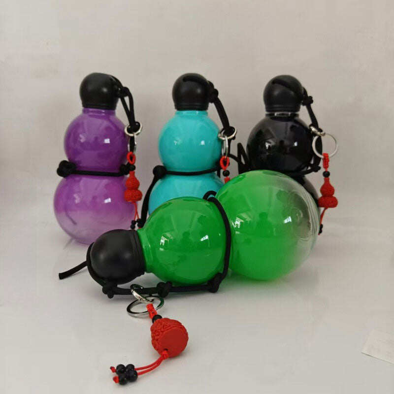 Retro Gourd-Shaped Water Bottle for Sports & Travel